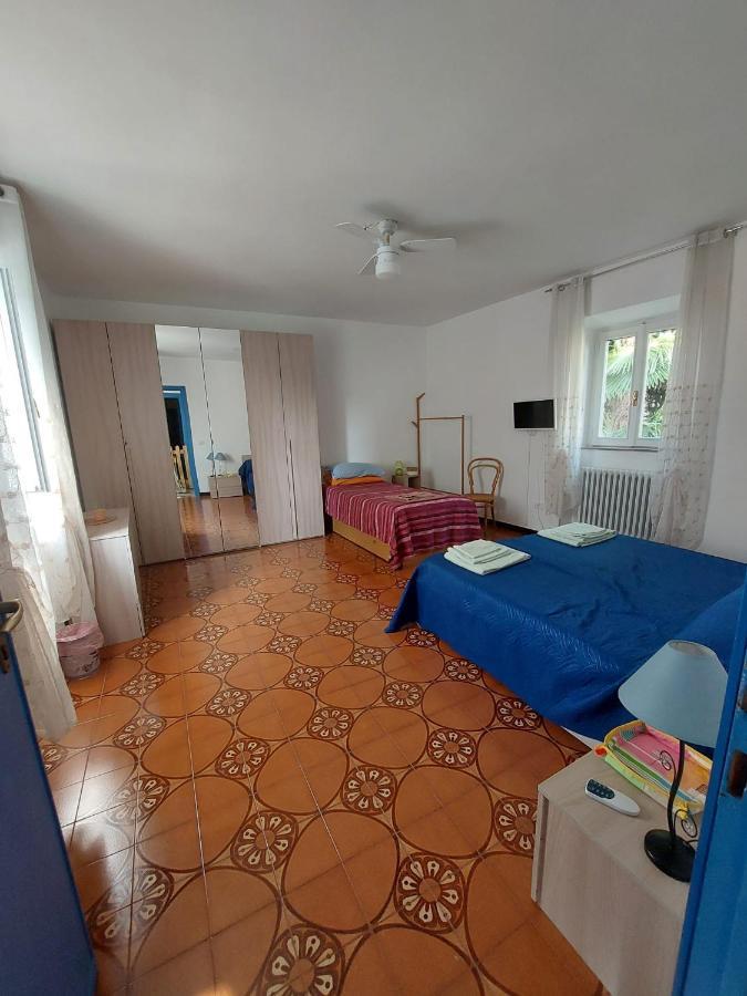Villa Da Simona- Casa 4 Posti Letto + 4 Aggiuntivi Arona Exterior foto