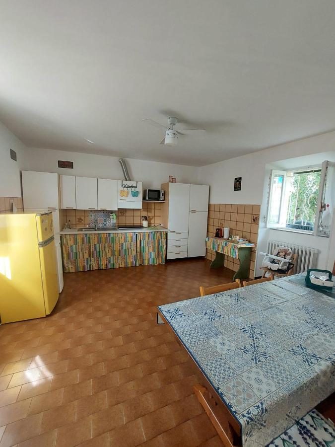 Villa Da Simona- Casa 4 Posti Letto + 4 Aggiuntivi Arona Exterior foto