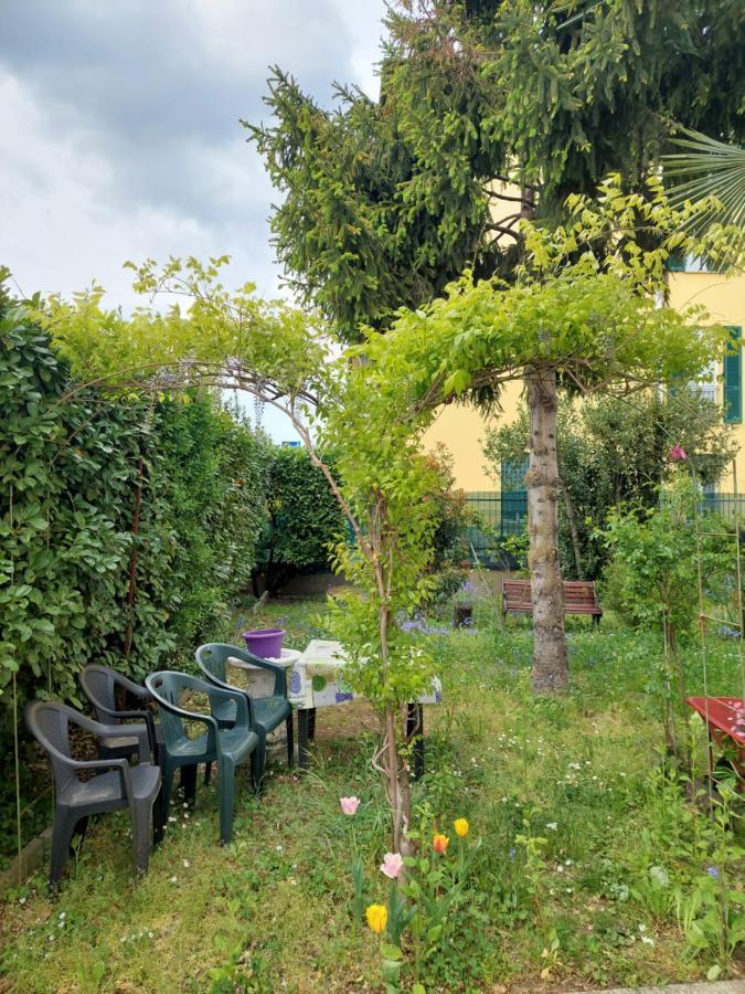 Villa Da Simona- Casa 4 Posti Letto + 4 Aggiuntivi Arona Exterior foto